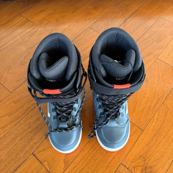 Vans Women's Luna Ventana Pro Snowboard Boots (9.5,)BRAND NEW SAVE $100.00 - Picture 3 of 10